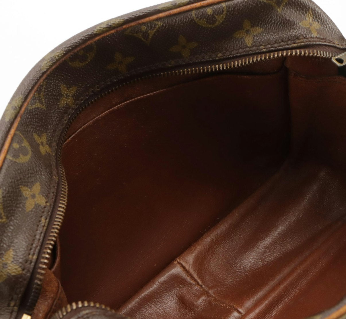 #146 - REDUCED Authentic Louis Vuitton Crossbody Bag