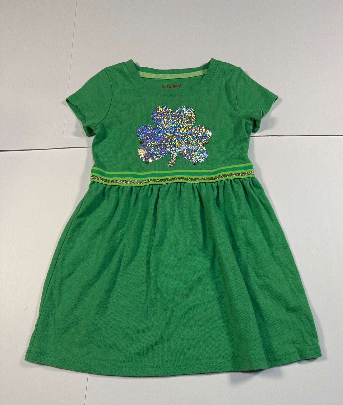 #180 Girls 4/5 Cat & Jack Reverse Sequin Shamrock Dress
