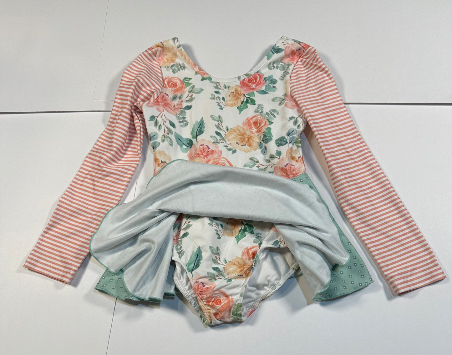 #180 Girls 5 Checky Plum Leotard with Peach and Green