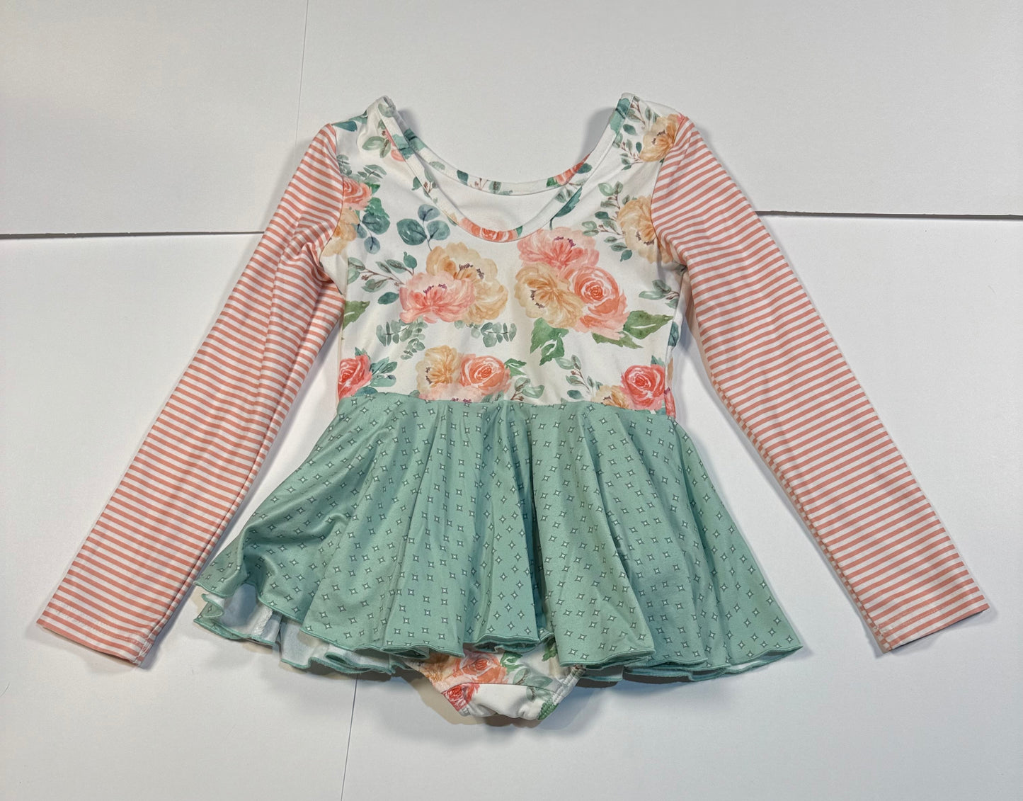 #180 Girls 5 Checky Plum Leotard with Peach and Green