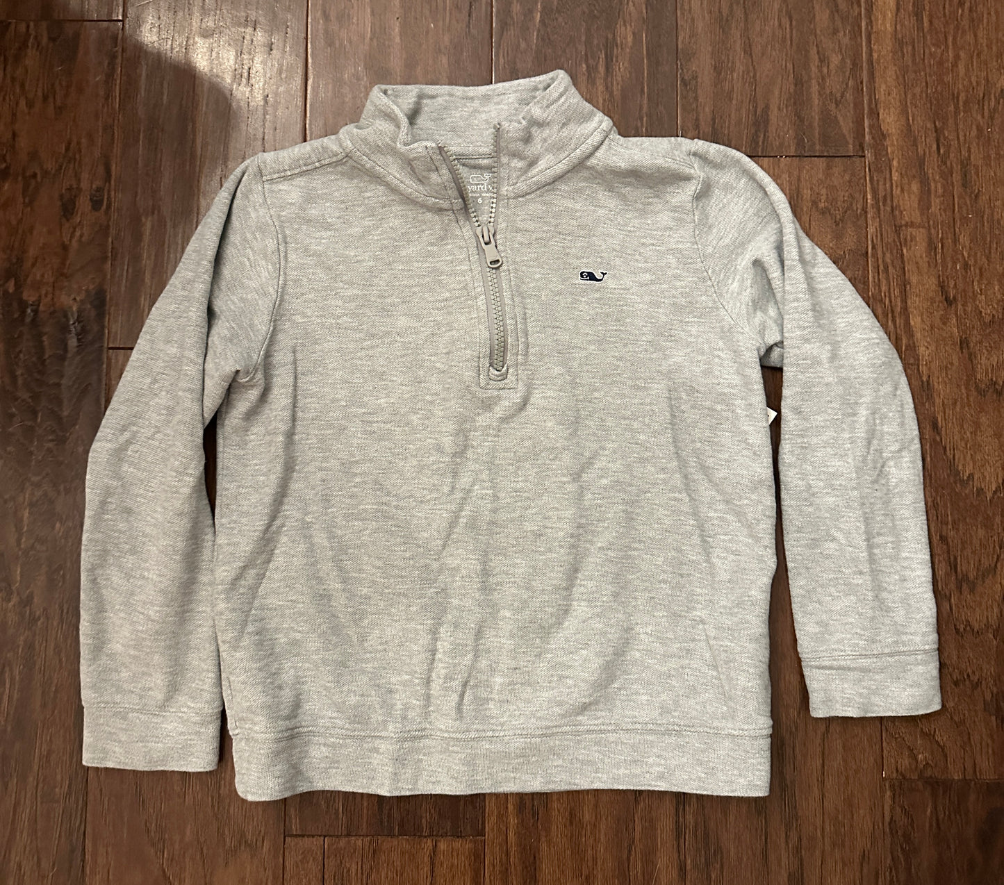 #218 sz6 vineyard vines zip up