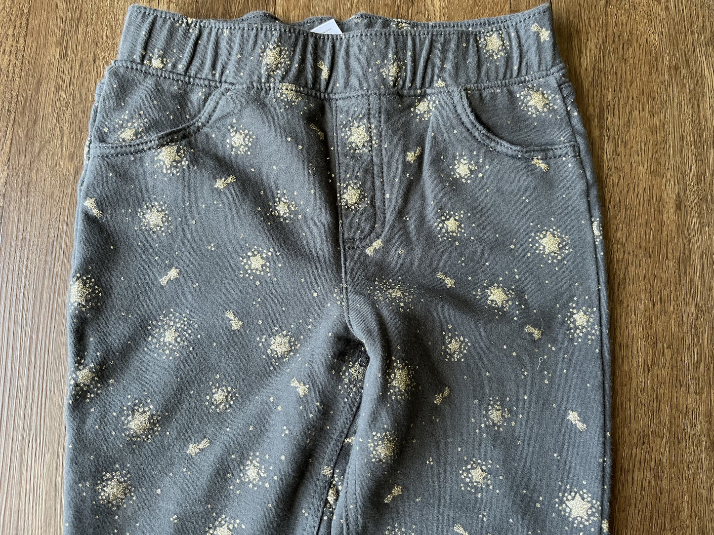 #124 EUC Jumping Beans Gray w/Gold Glitter Stars Pants Girls Size 8