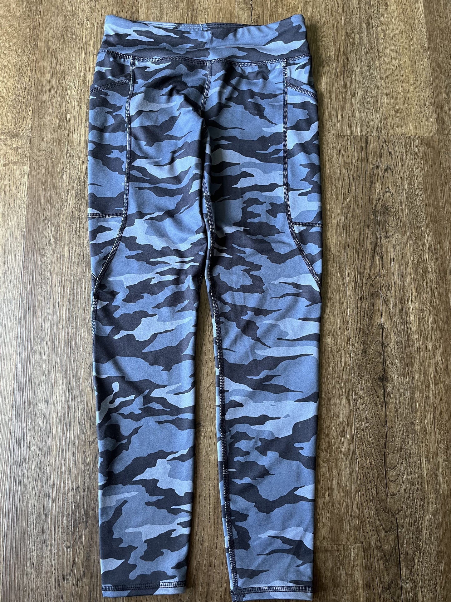 #124 Never Worn Athletic Works Gray Camo Leggings Girls Size L 10/12