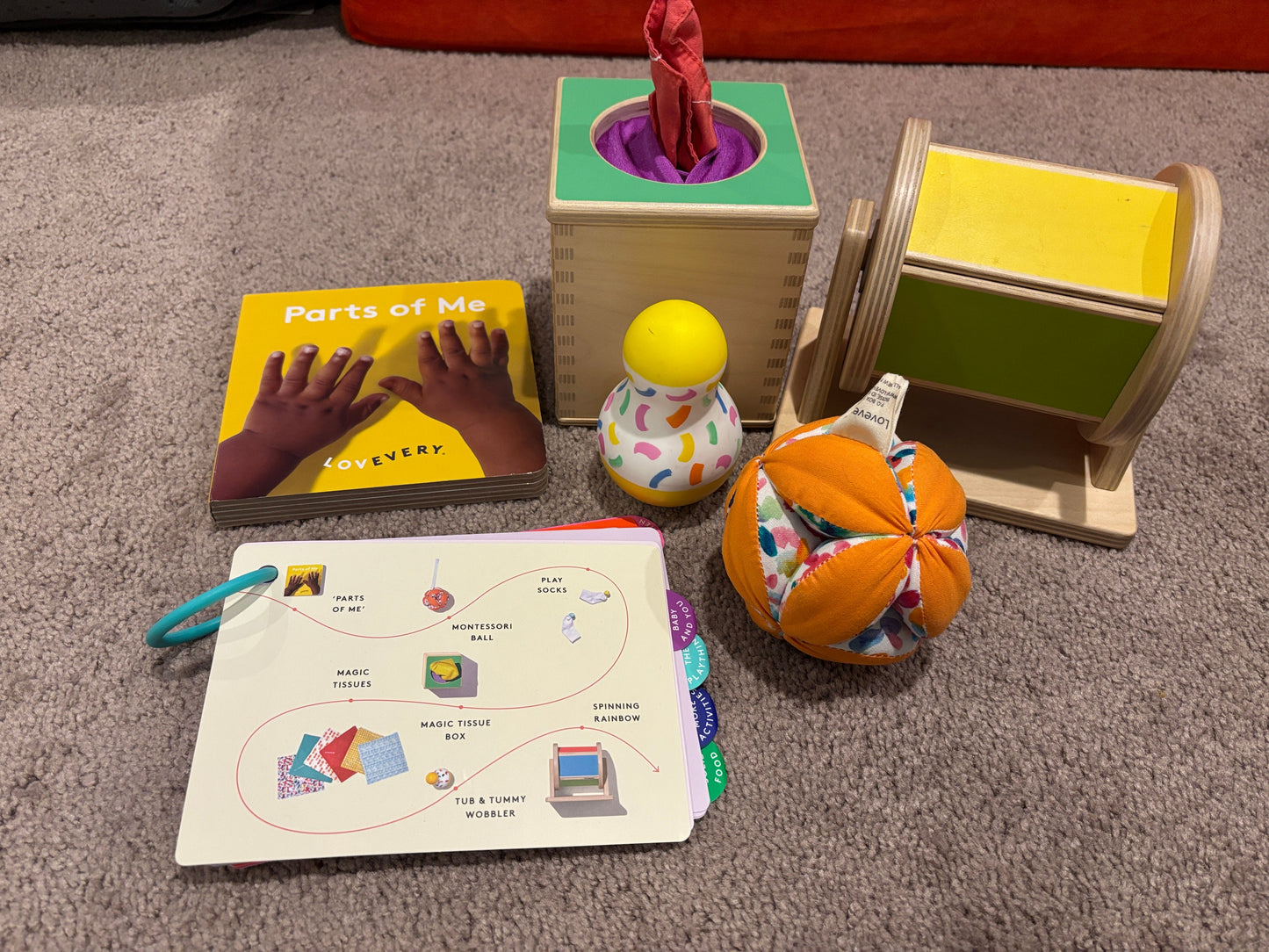 #138 - - VGUC Lovevery - The Senser Play Kit (5-6 Months) - Missing Play Socks, PU 45236