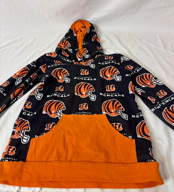 #90 Cincinnati Bengals Boys Boutique Hooded Fleece Pullover Size 6-7