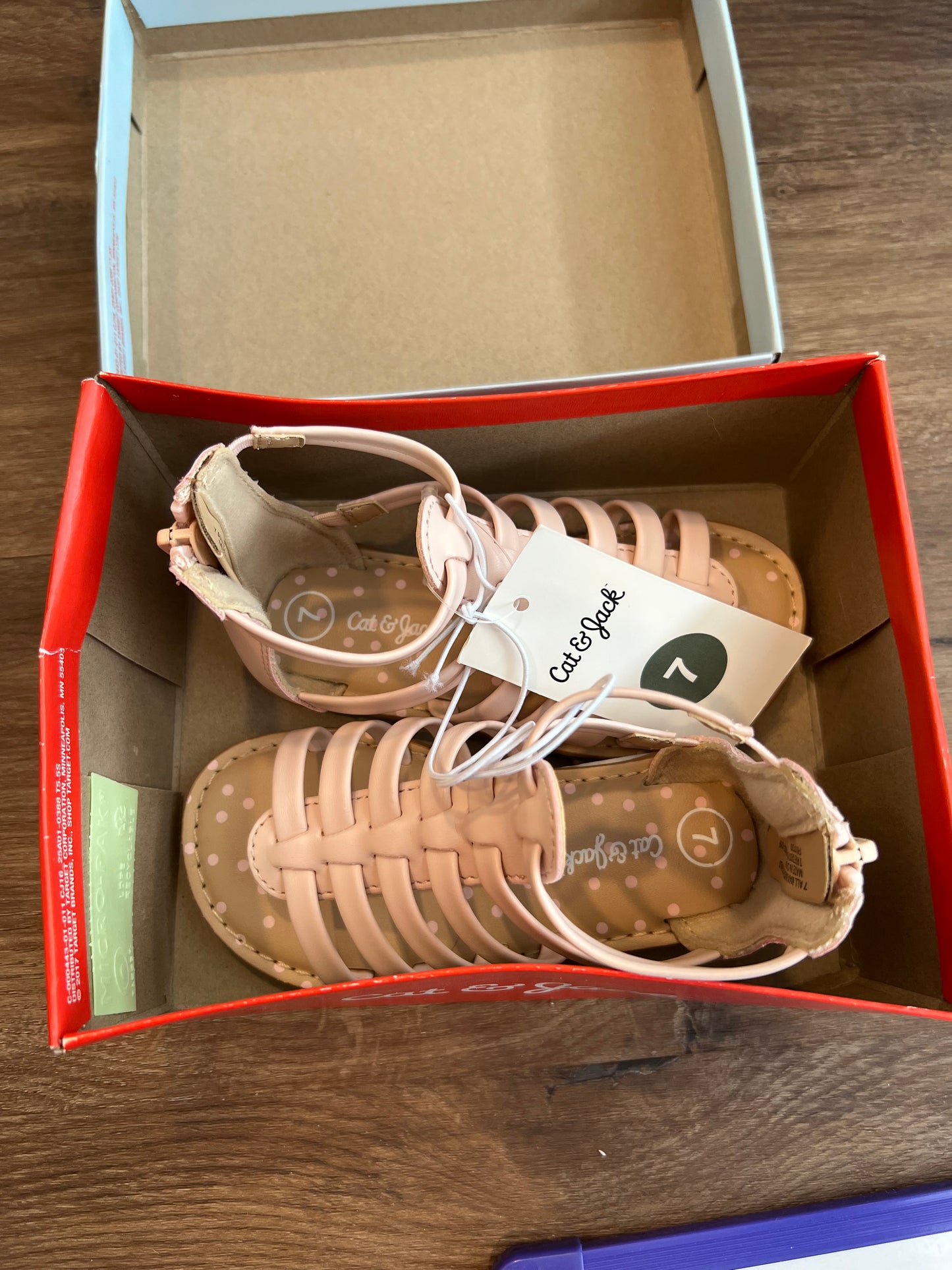 #24 brand new size 7 sandals