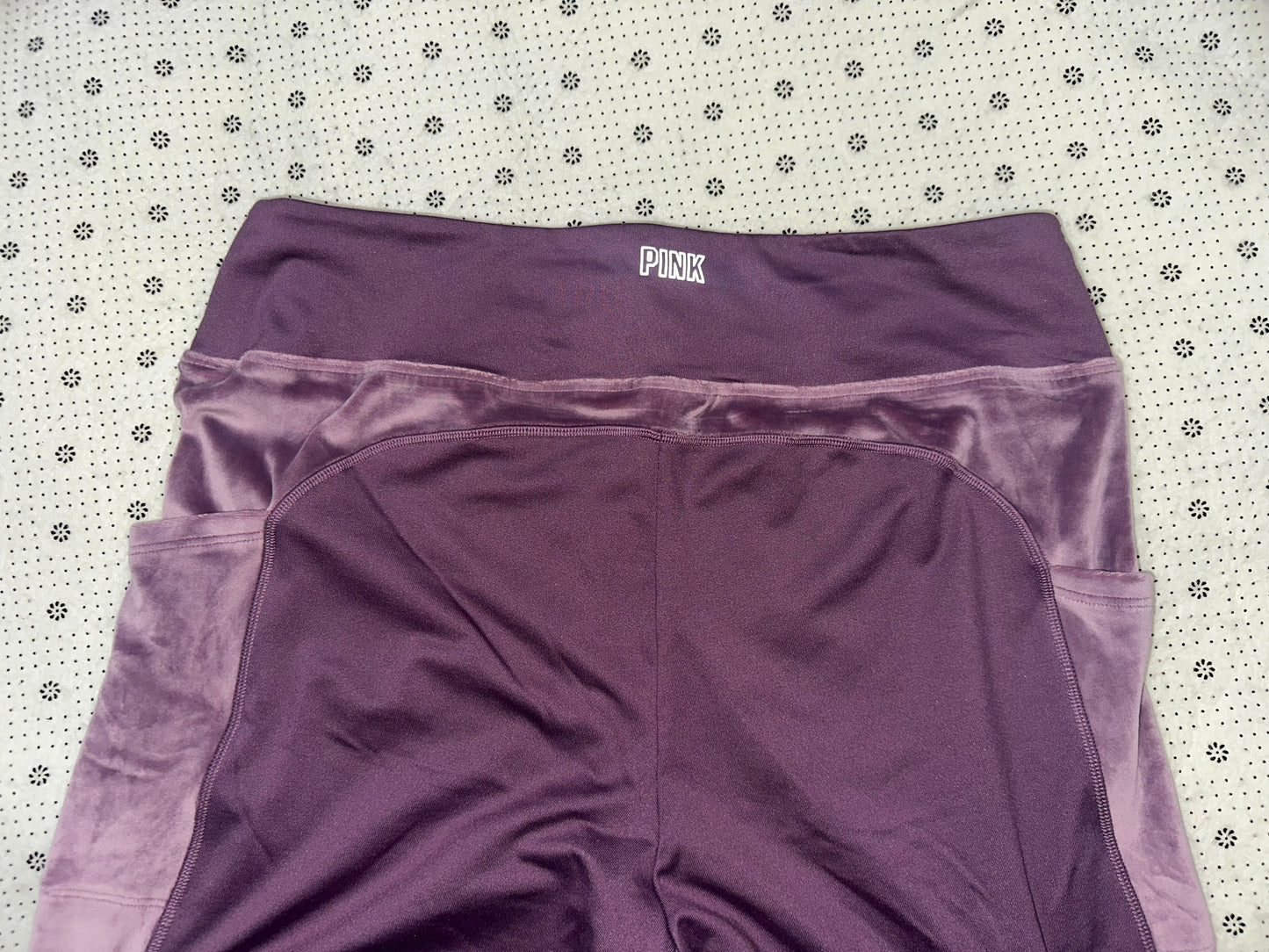 #77 VGUC Lavender VS Pink Leggings, Women’s XL