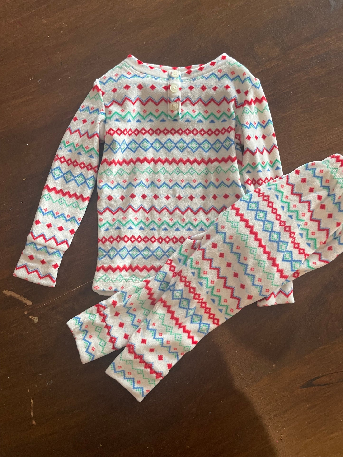 #199 Unisex isle Henley Christmas pajamas size 2T EUC