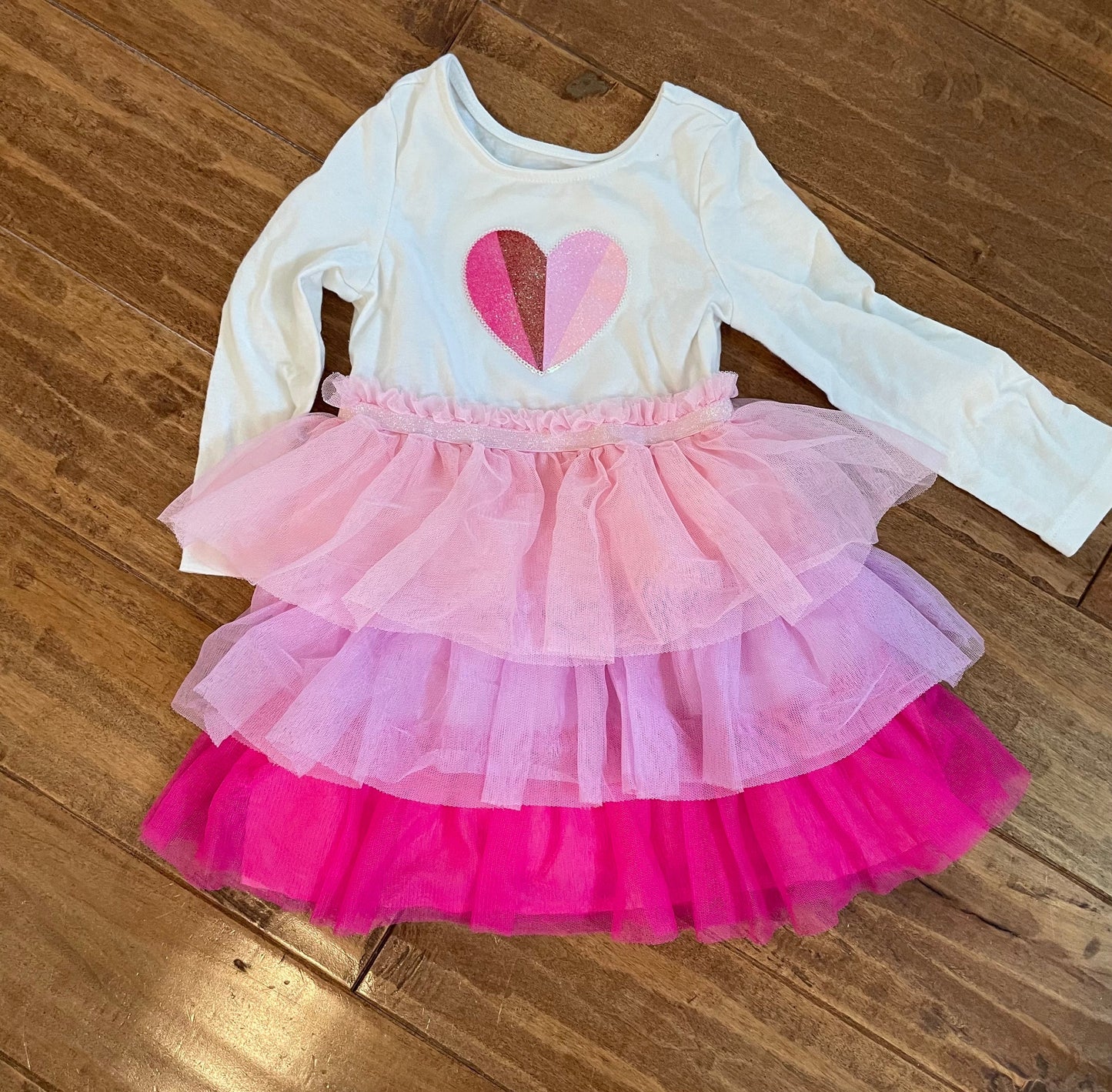 #199 REDUCED Girls Cat and Jack heart tulle dress size 2T EUC