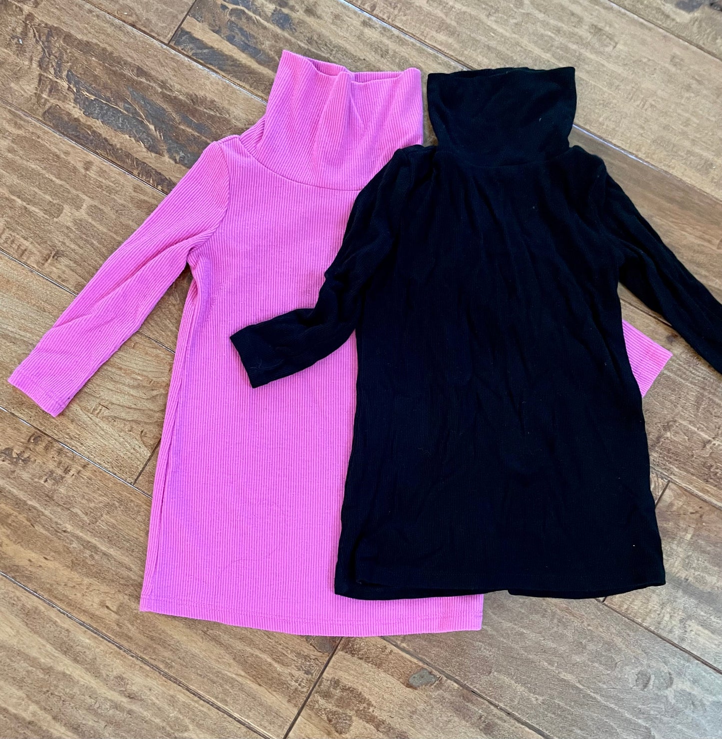 #199 REDUCED Girls turtleneck tunic dress size 2T EUC