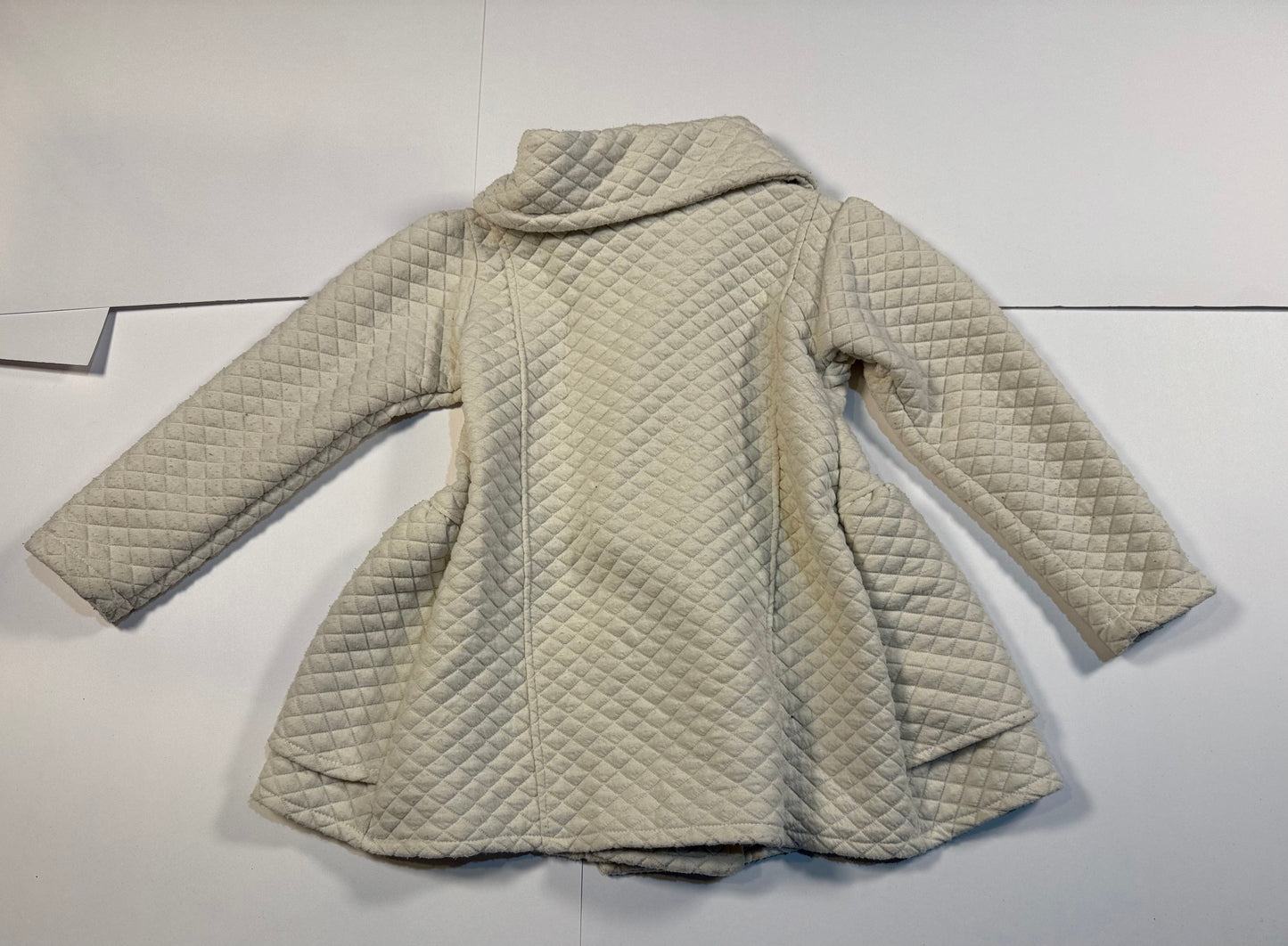 #180 Girls 4 Cream Quilted Dress Coat