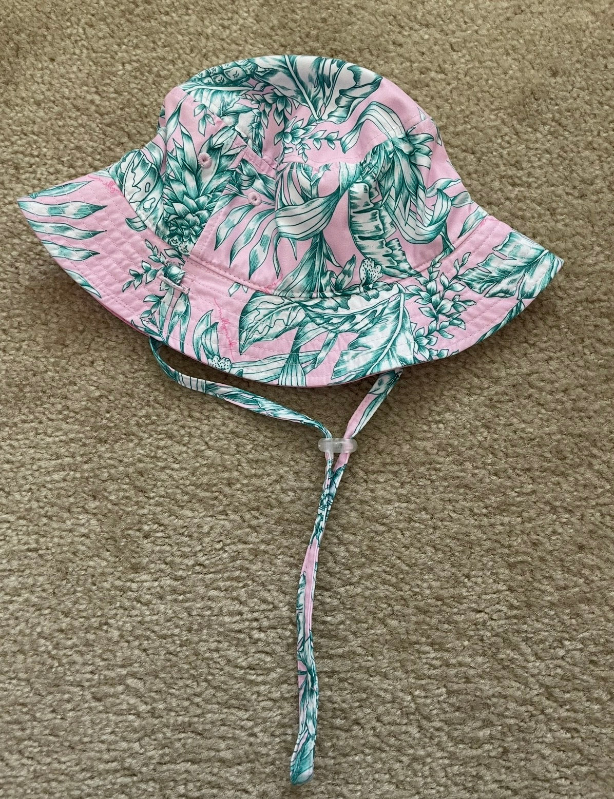 Seller 71: Girls sun hat, 5 years