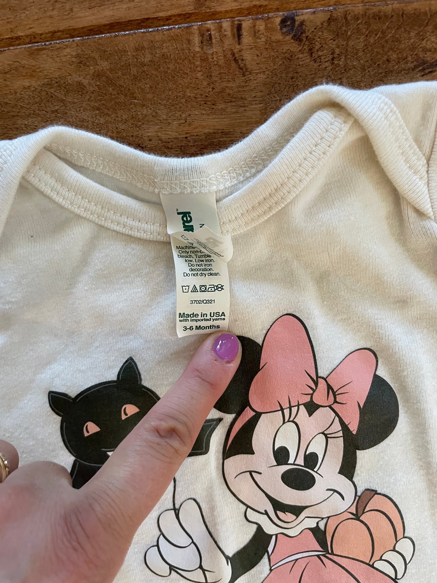 #199 DISNEY Girls Halloween Minnie onesie size 3-6 months EUC