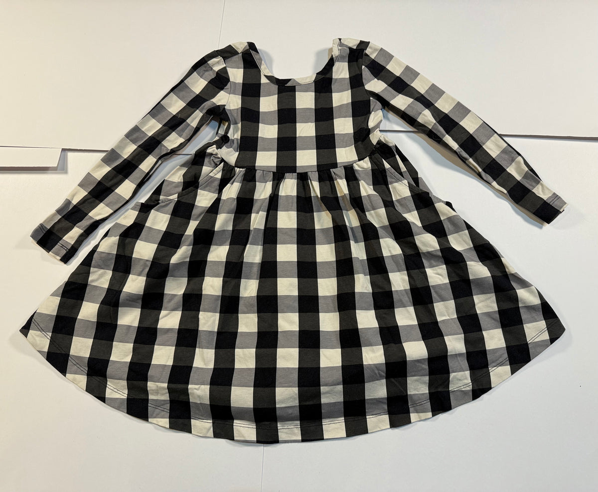 #141 Girls 4 (100) Hanna Andersson Buffalo Check Twirl Dress with Pockets 2 of 2 available
