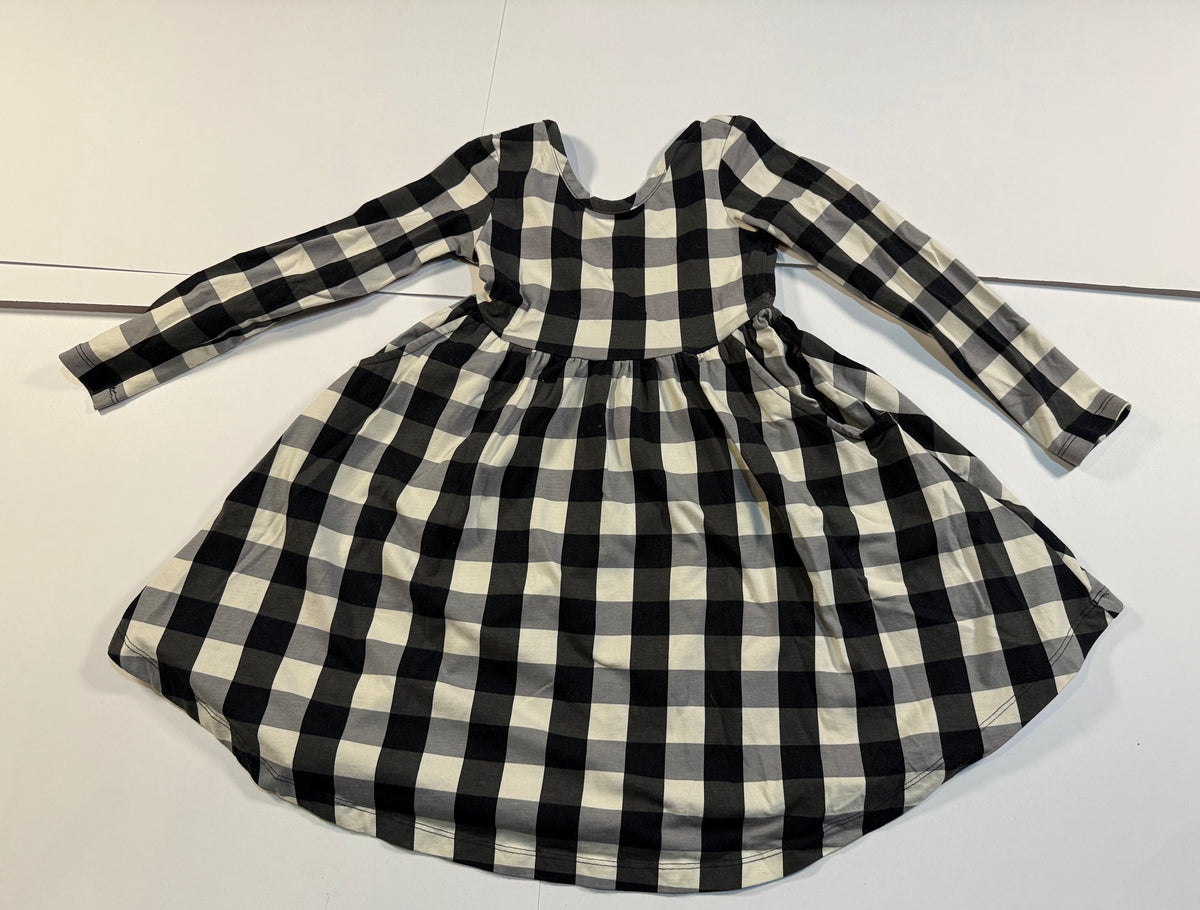 #141 Girls 4 (100) Hanna Andersson Buffalo Check Twirl Dress with Pockets 1 of 2 available