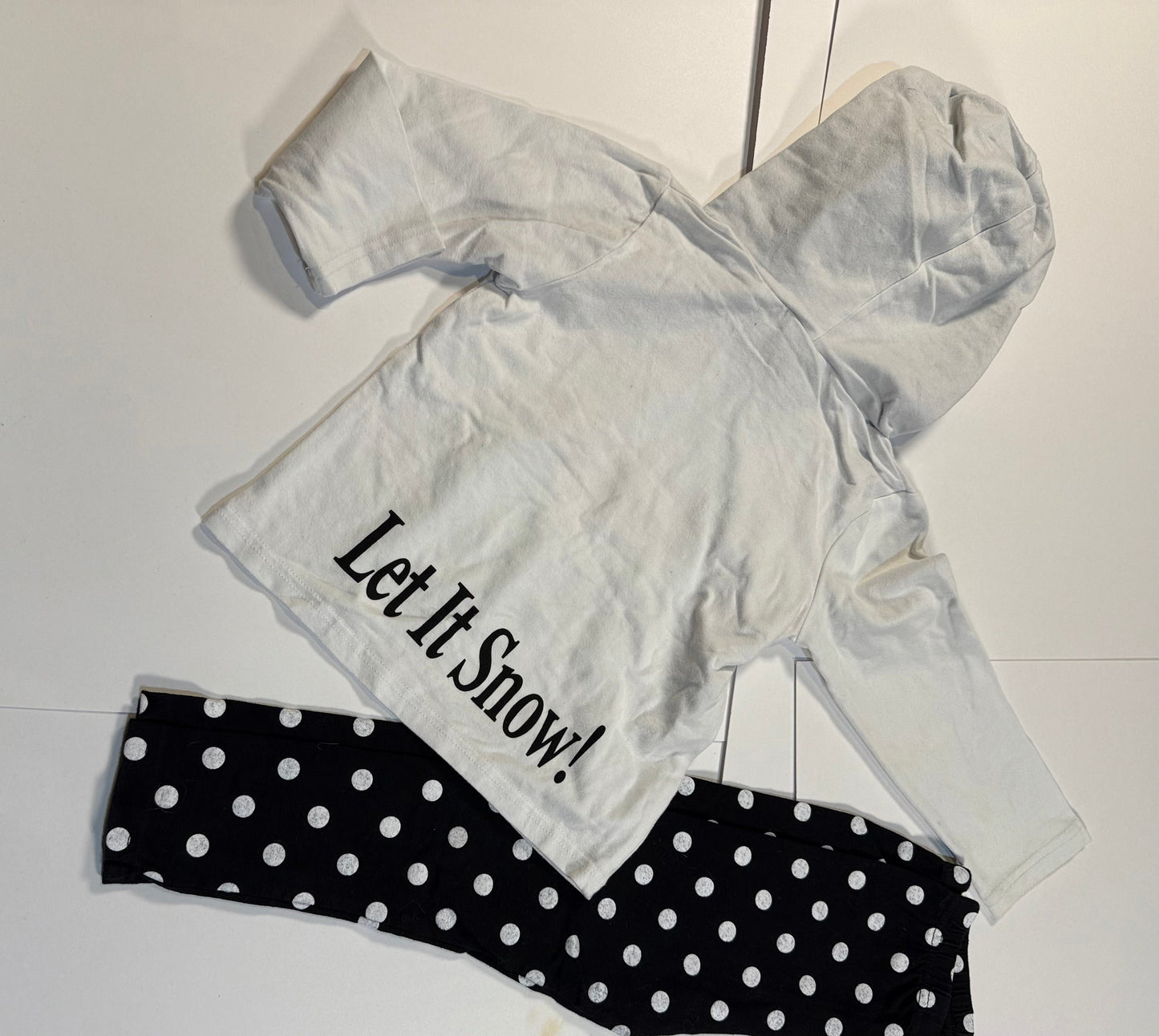 #180 Girls 4 Let it Snow Snowman shirt with polka dot pants