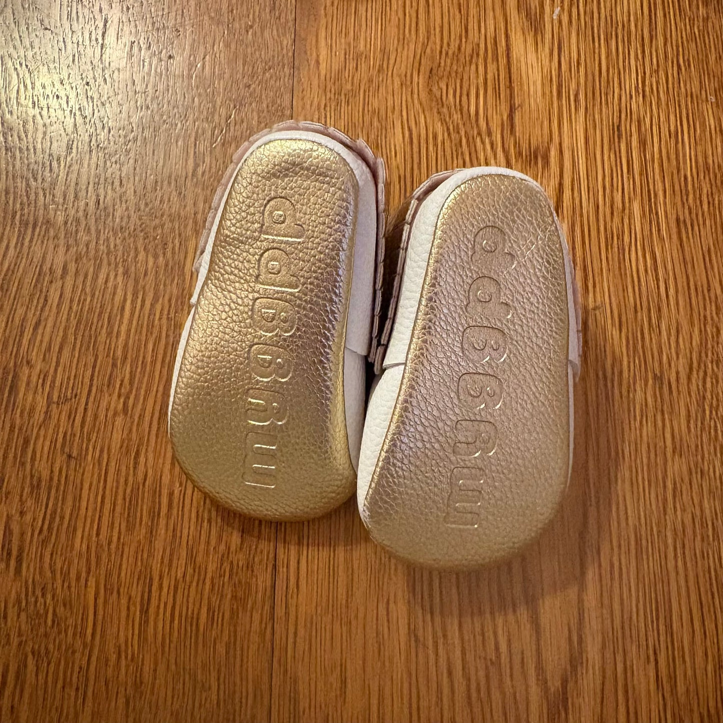 Seller 98 Girls Size 3 Unicorn Moccasin Crib Shoes