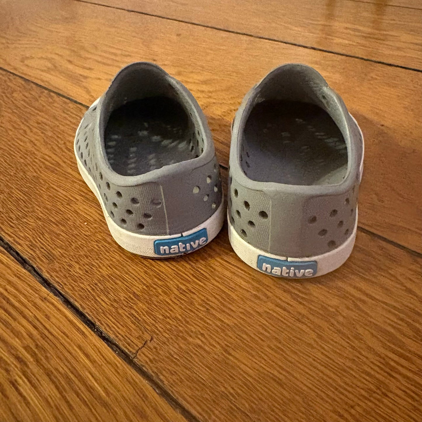 Seller 98 Boys Size 4 Native Gray Jefferson Sneakers