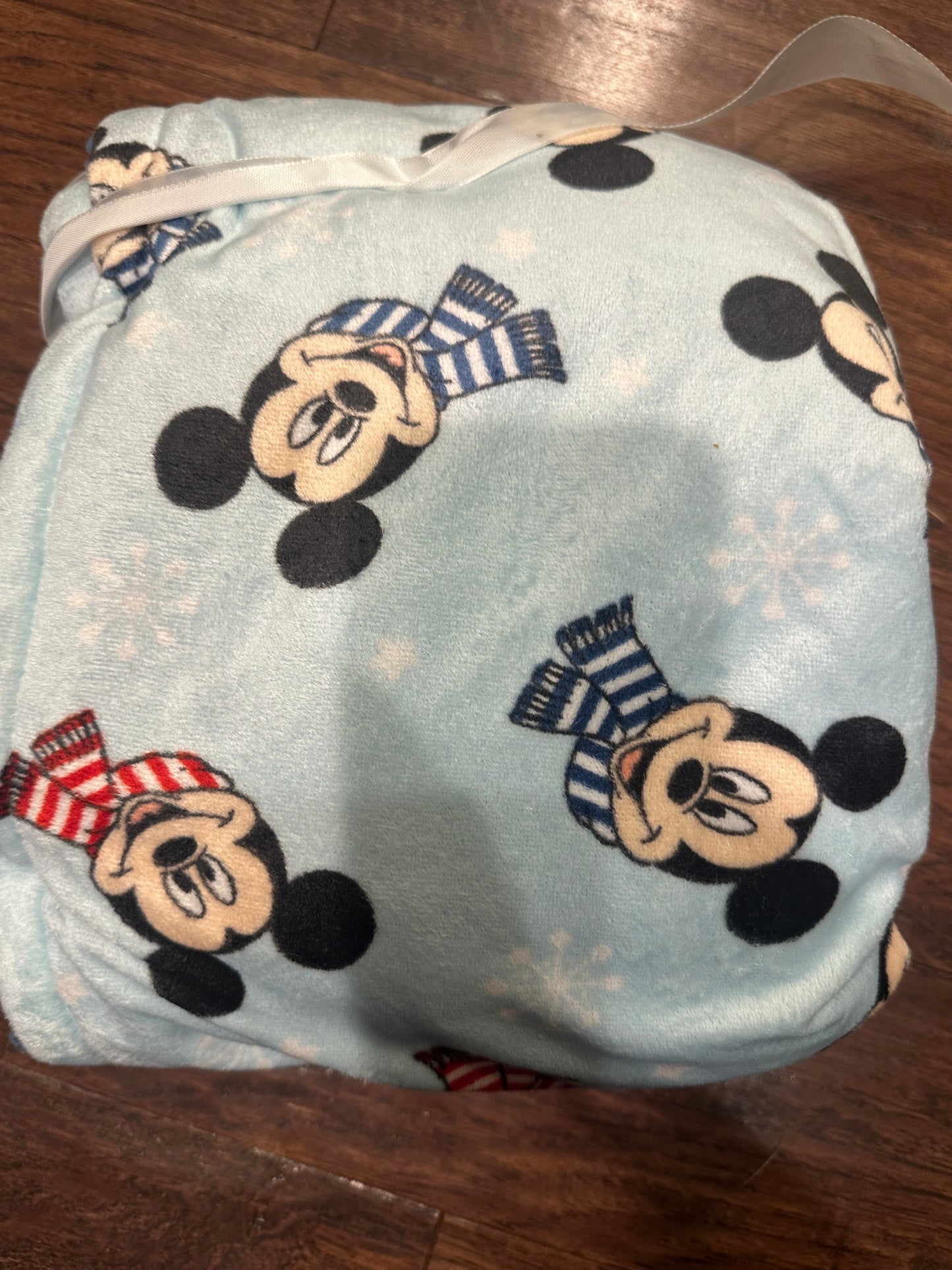 #218 nip soft fleece blanket