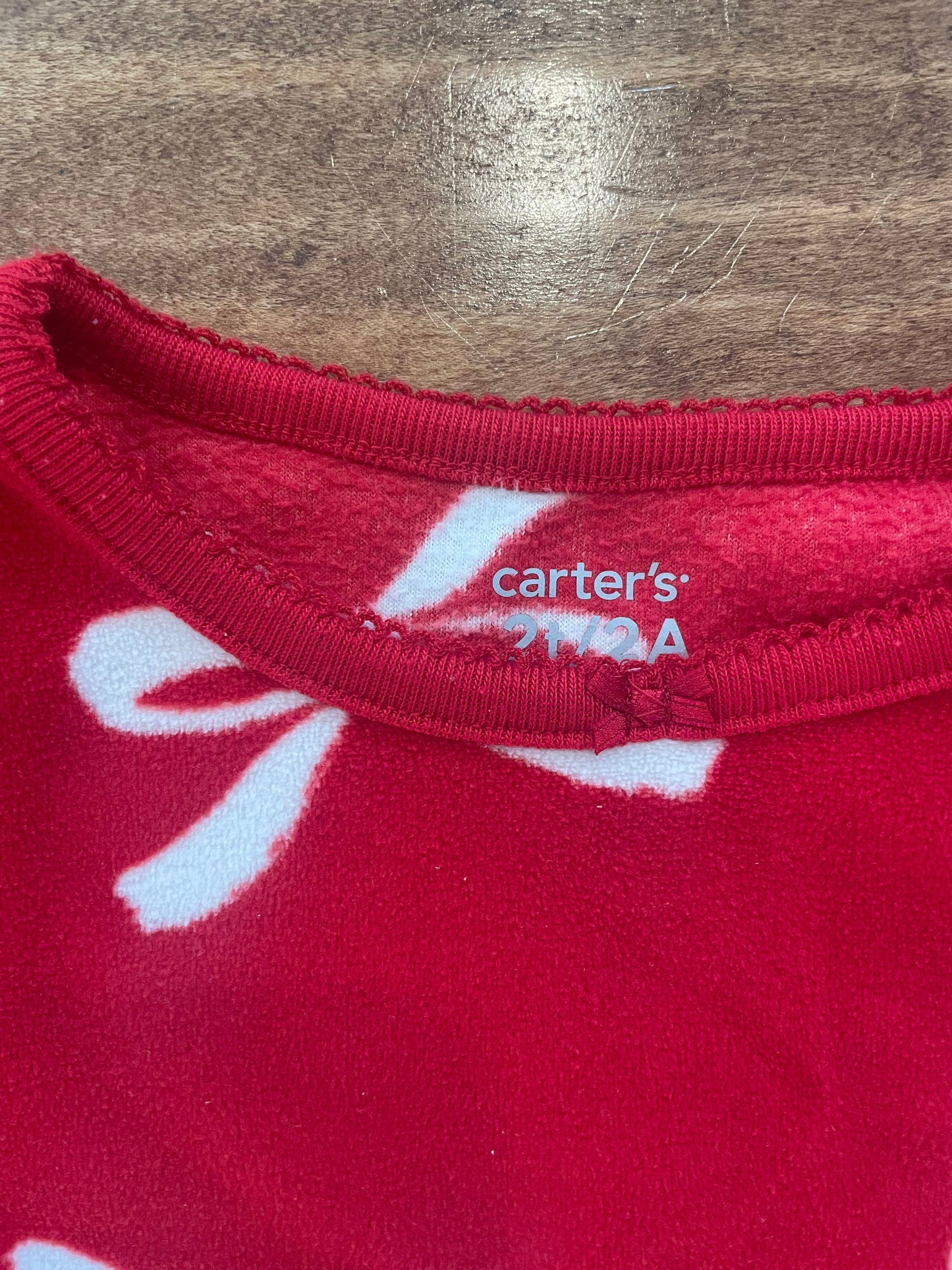 #199 Girls Carters red bow fleece nightgown size 2 EUC