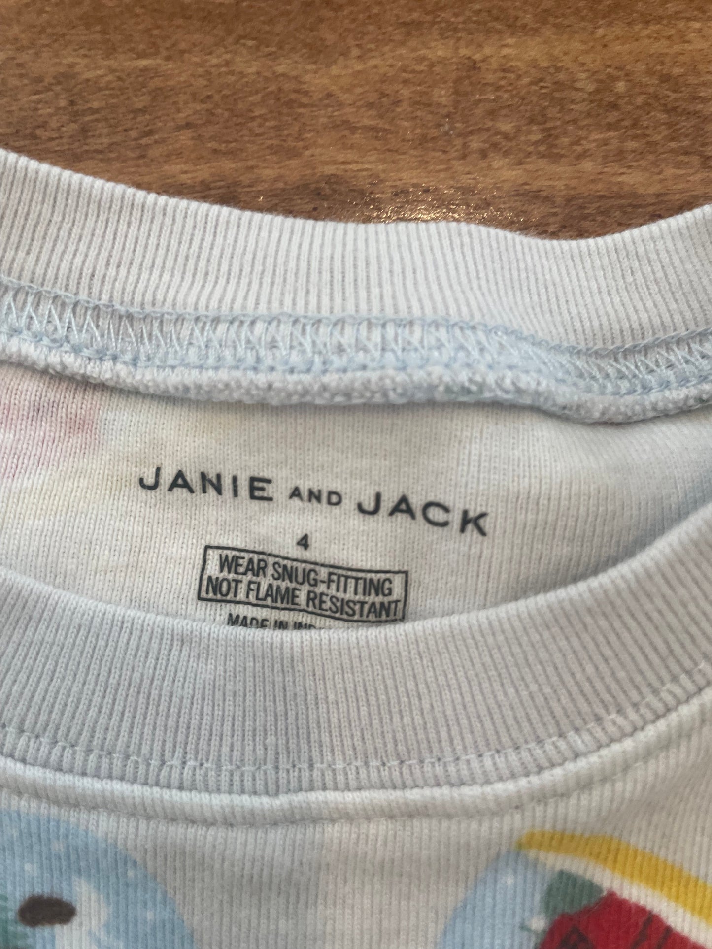 #199 Boys Janie and Jack Christmas snow globe pajamas size 4 EUC