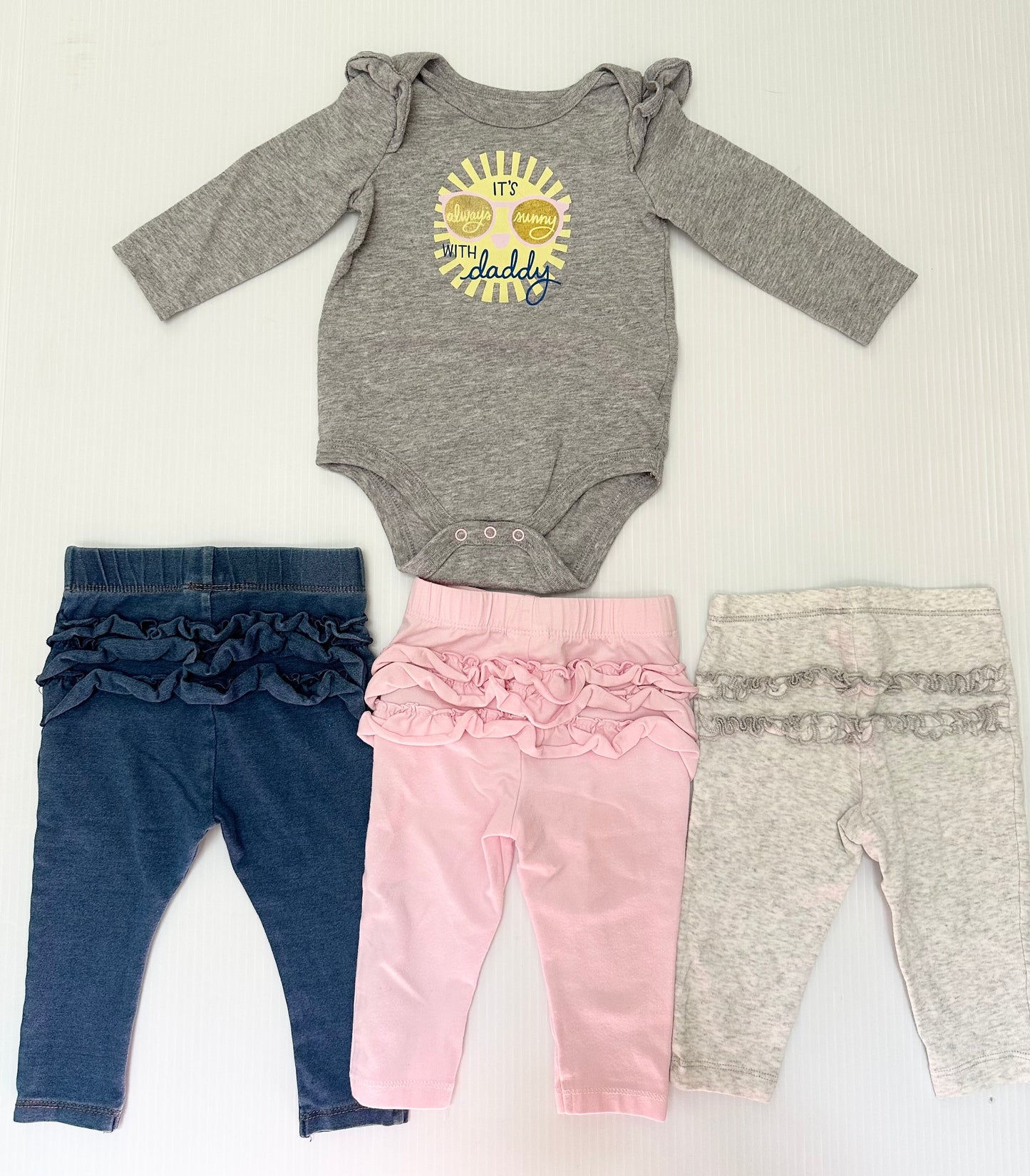 Seller #168 Girls 3-6m Longsleeve Onesie + set of 3 rufflebutt leggings