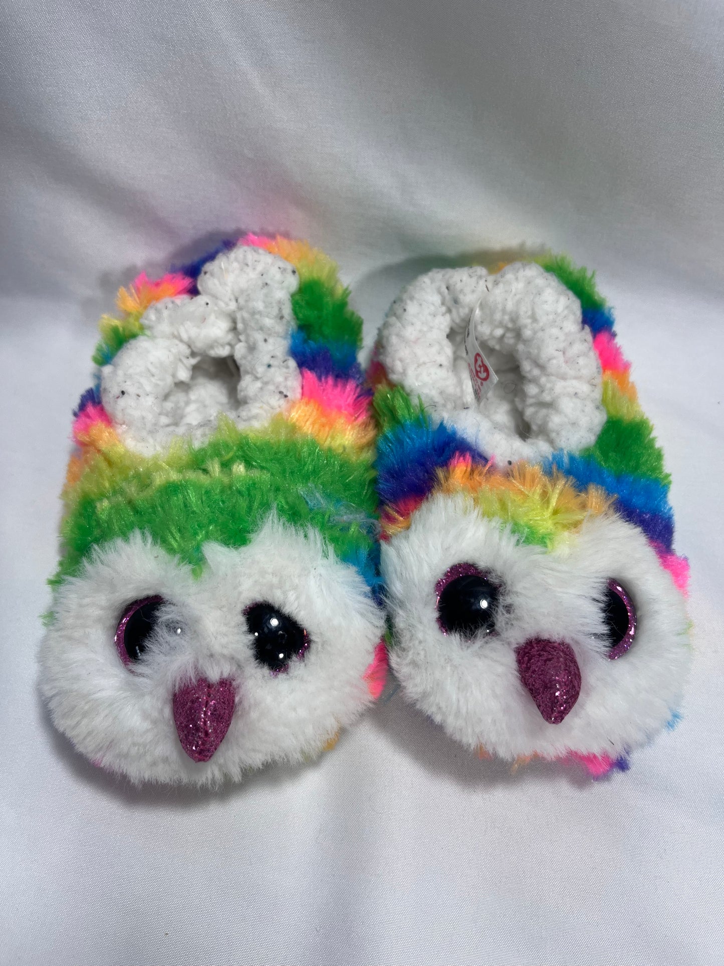 #150 ty beanie boo slippers rainbow owl