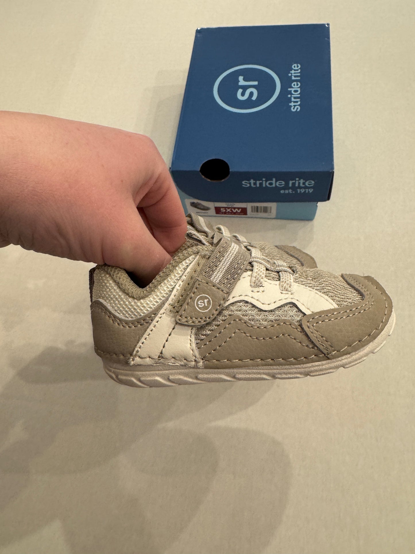 Seller #34 Stride Rite 5XW toddler boys shoes