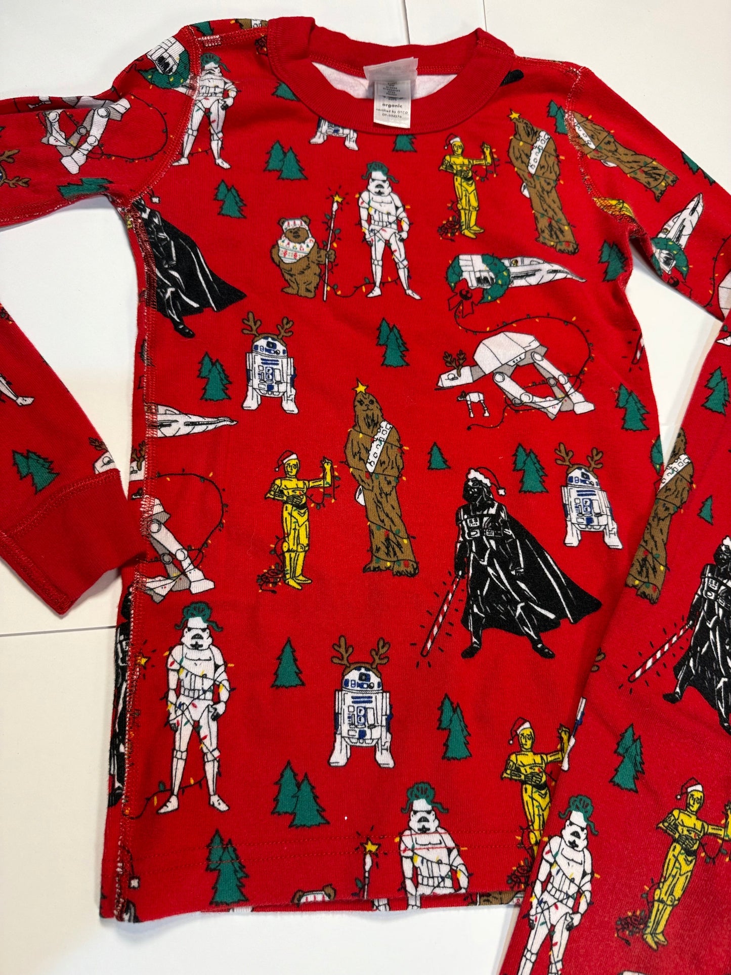 #180 Boys 130 (US 8) Hanna Andersson Star War Christmas Pajamas (2 available)