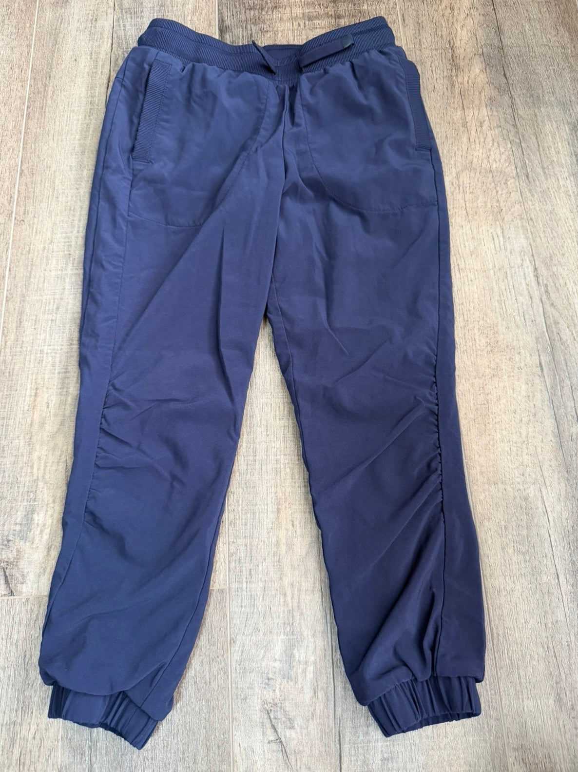 Seller 71: All in Motion girls size XS 4/5 lightweight joggers