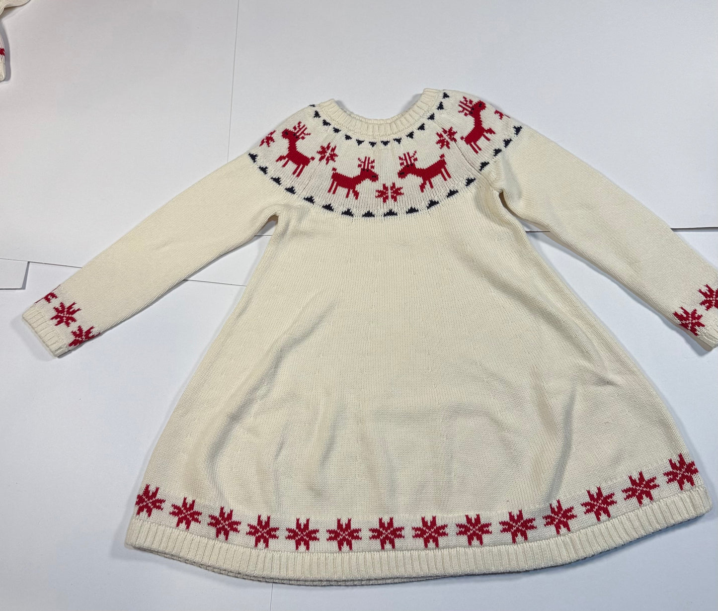 #180 Girls 100 US 4 Hanna Andersson NWOT Reindeer Sweater Dress (1 of 2 available)