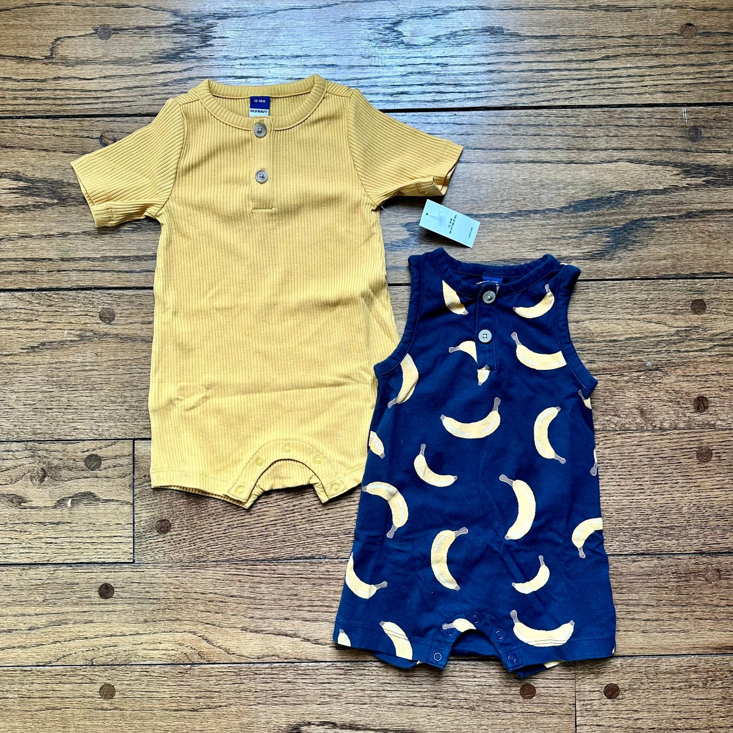 #95 NWT/EUC Boys Old Navy Yellow Ribbed and Navy Banana Rompers, set of 2, size 12-18 months