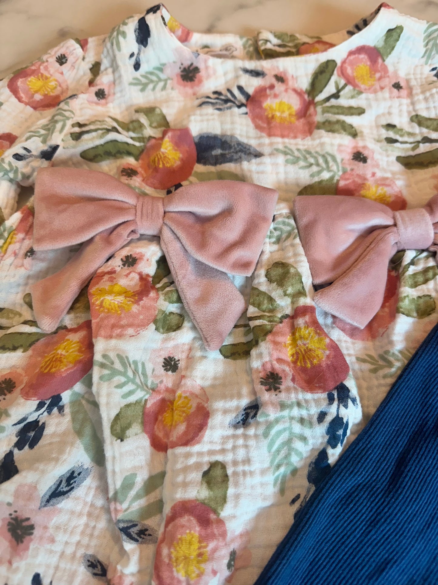 Seller #65 Girls 5T Mudpie floral set