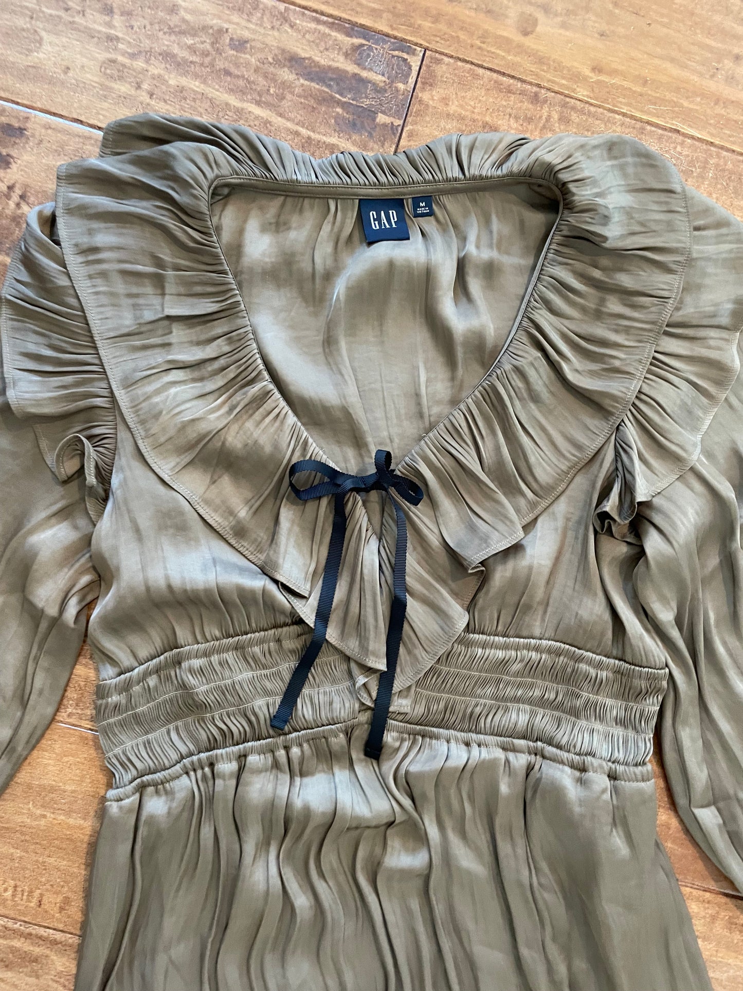 #199 REDUCED Women GAP brown midi dress size medium NWOT