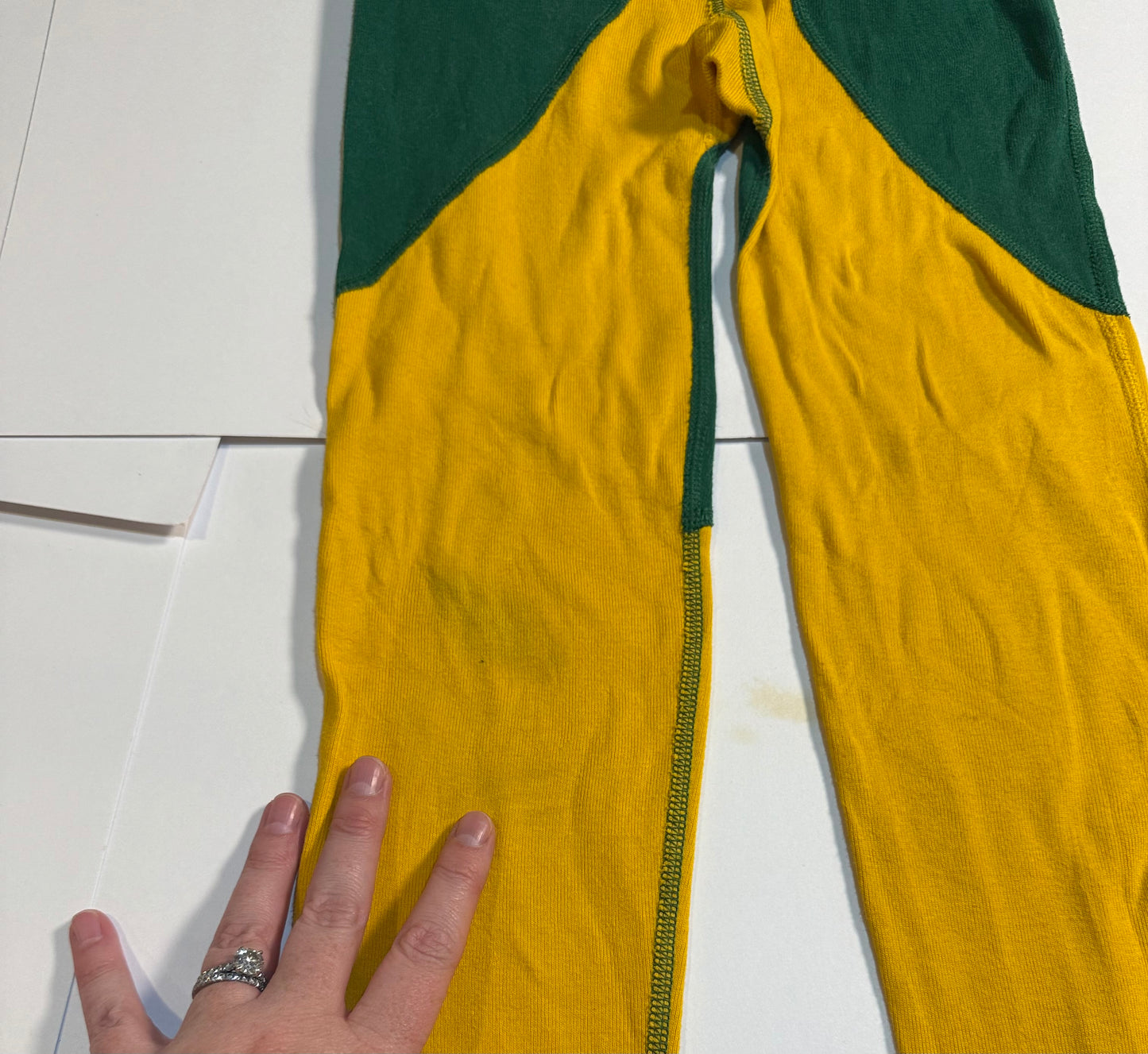 #180 Unisex Boy/Girl 130 US 8 Hanna Andersson Elf Pajamas (2 of 2)