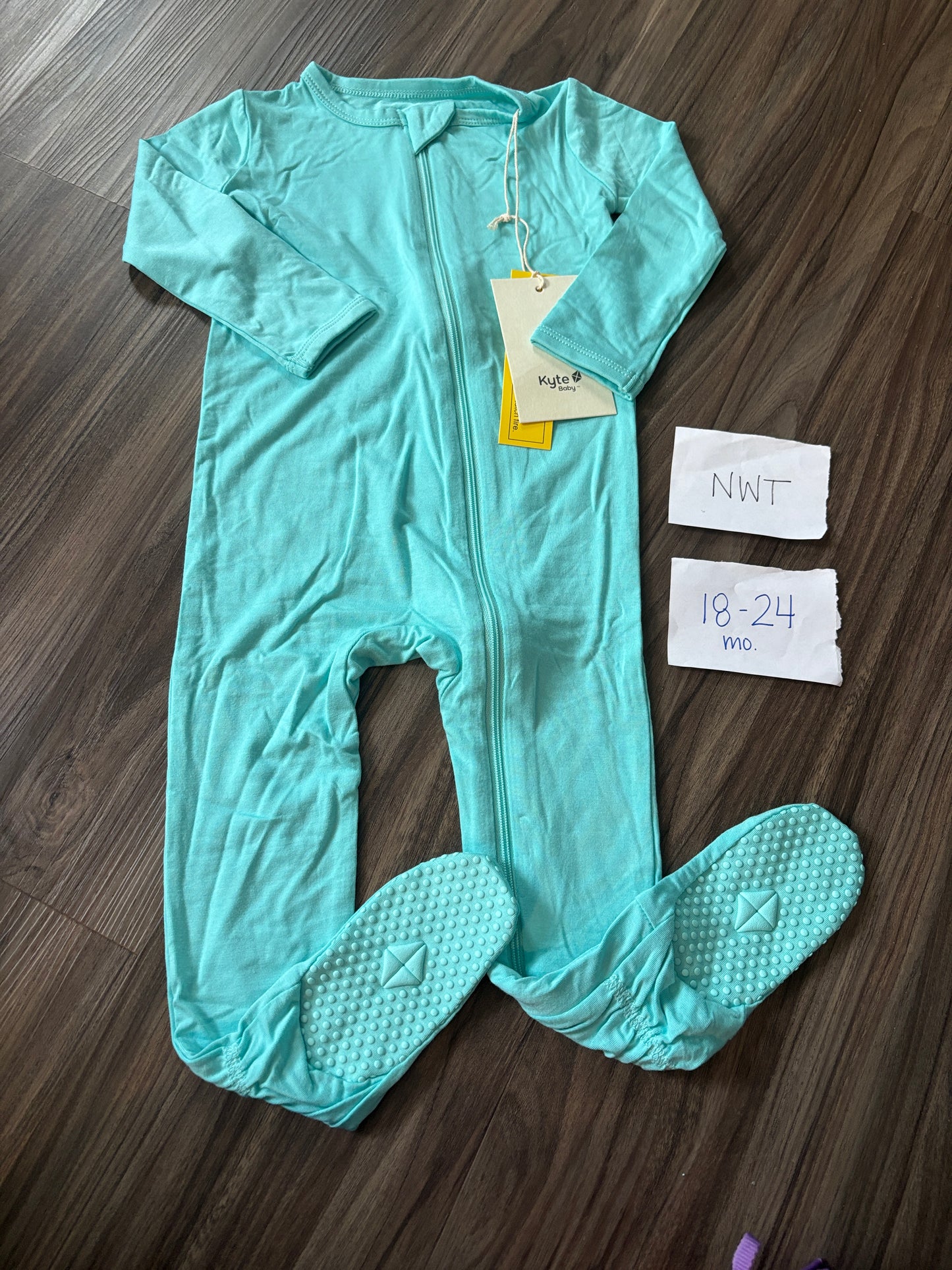#138 - 18-24 Mo - NWT Kyte Baby - Turquoise Zippy - PU 45236
