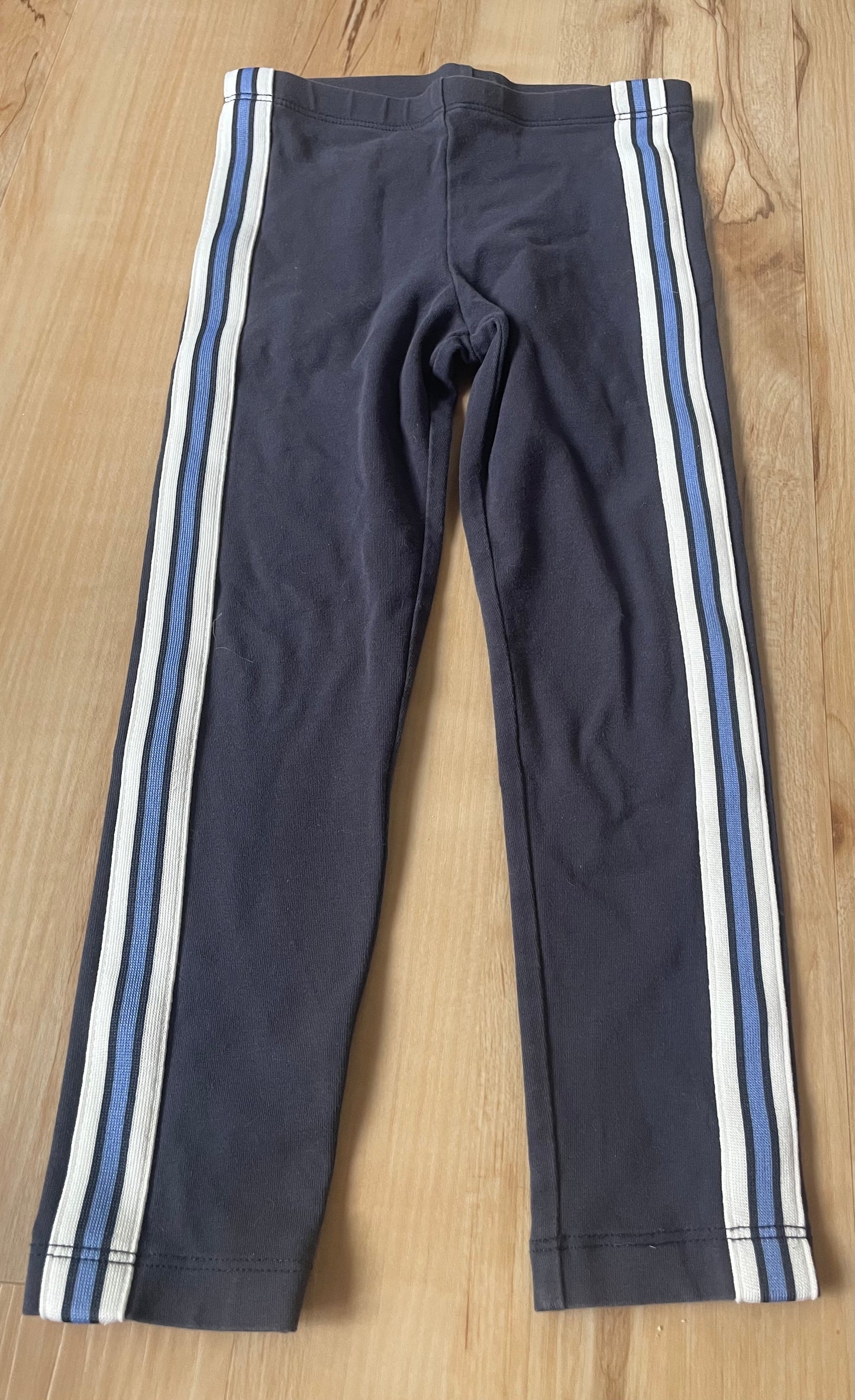 Seller 202 - Tea Collection - size girls 5