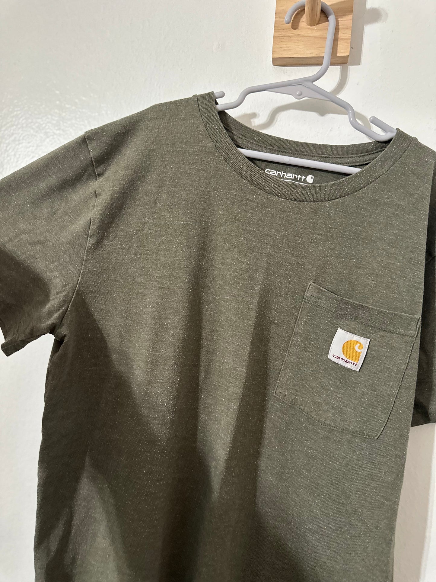 #144 Carhartt Boys Graphic T-Shirt Casual Pocket Size Lg (14/16) Heathered Green Gray