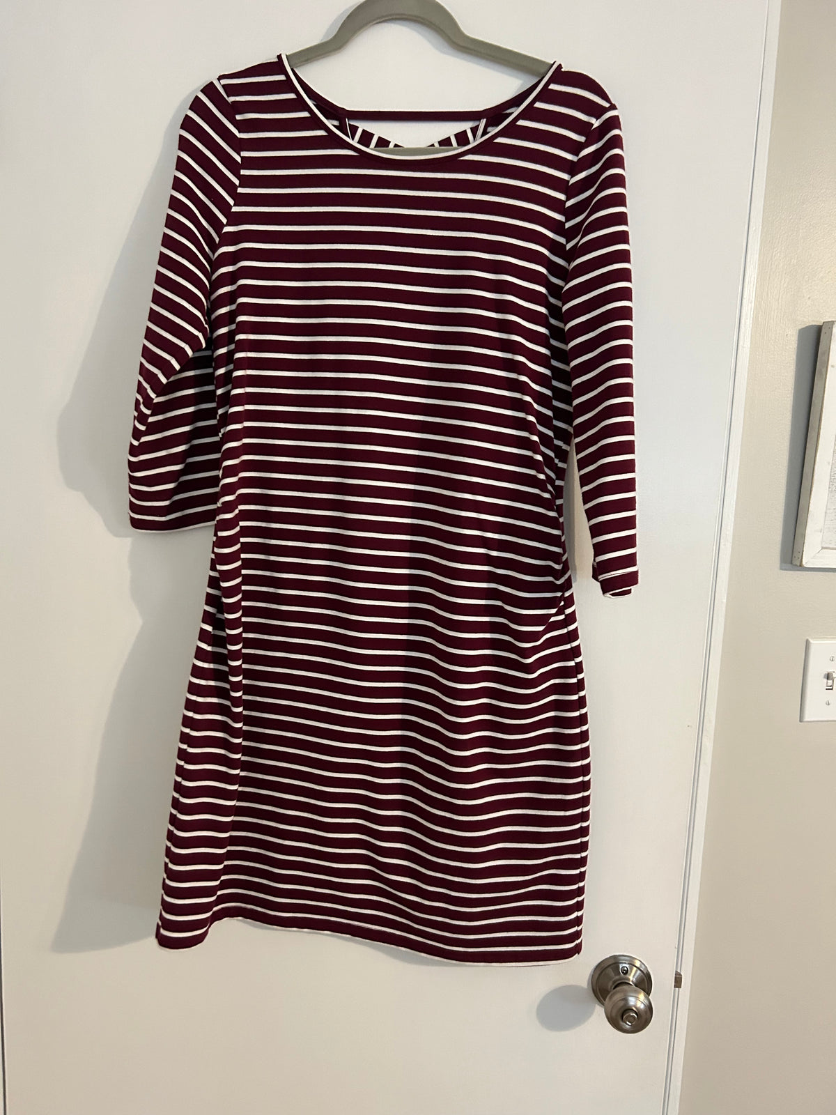 #27 Stitch Fix 3/4 sleeve NWT maternity dress, size M