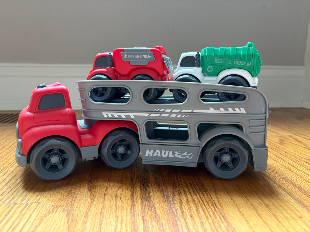 #22 Truck trailer with vehicles