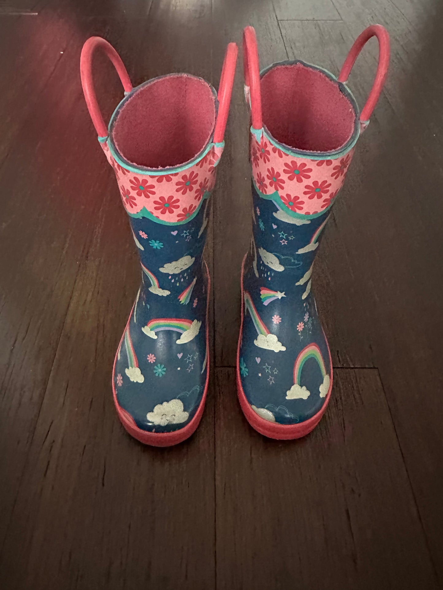 Seller 42, Stephen Joseph Rainboots, rainbows, VGUC, GIrls Size 9