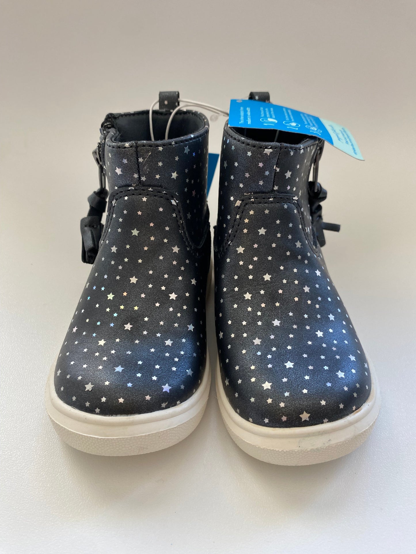 #117- Girls 5c, Stride Rite black star boots, New,*reduced*