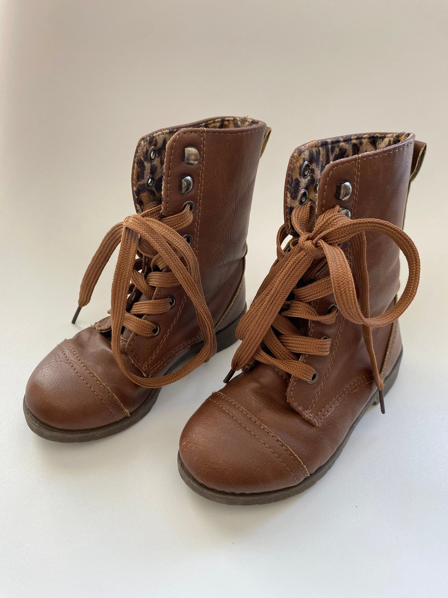 #117- Girls 7c, Blue brand brown boots, leopard print liner, VGUC,*reduced*
