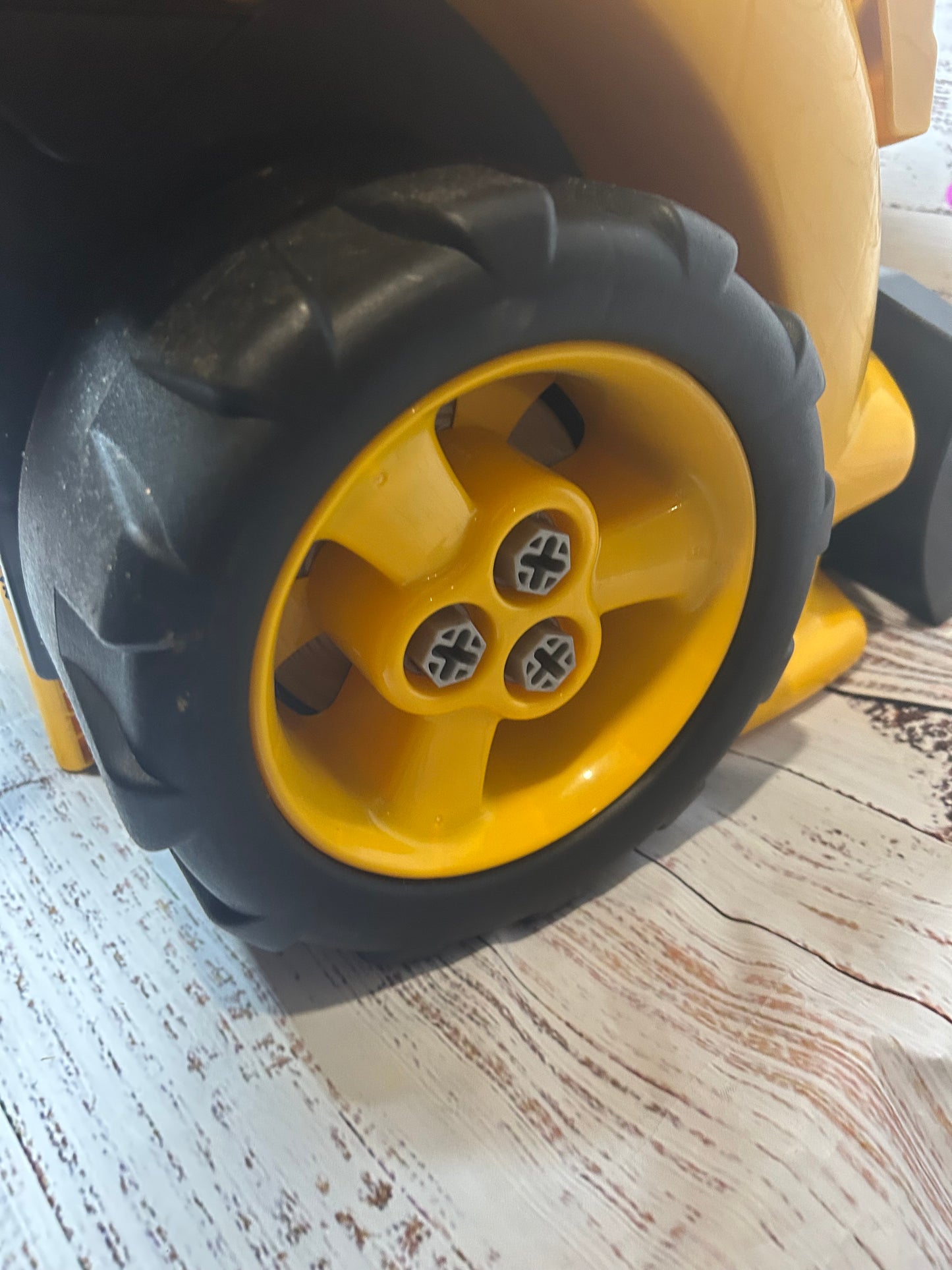 seller #62 car engine toy