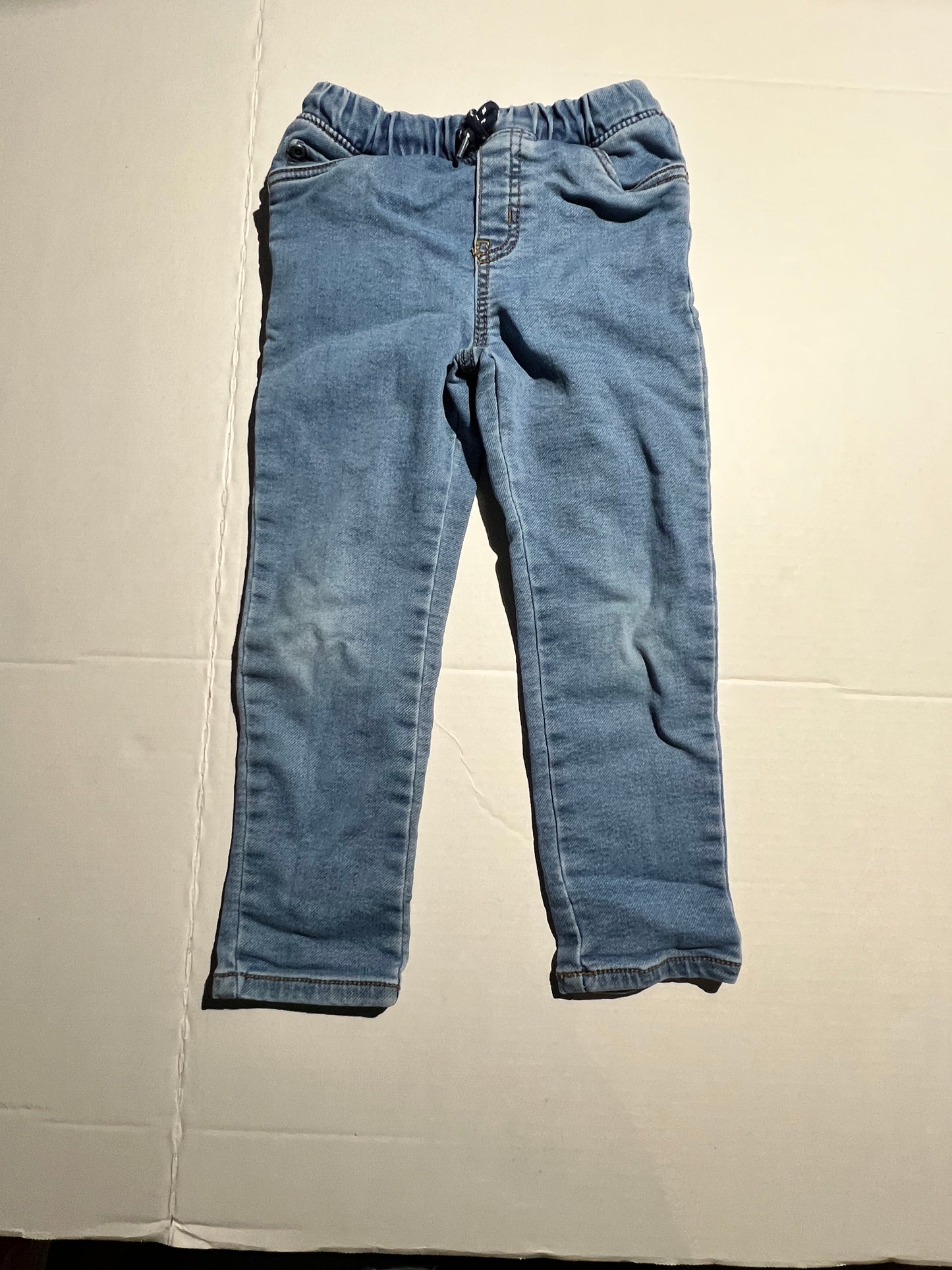 #98 Boys 5T Carters Jeans