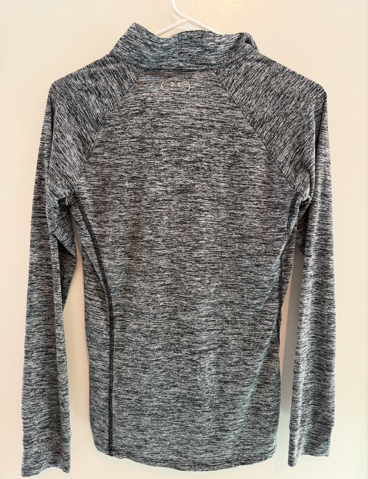 #146 - REDUCED Women's XS Under Armour Gray Quarter Zip