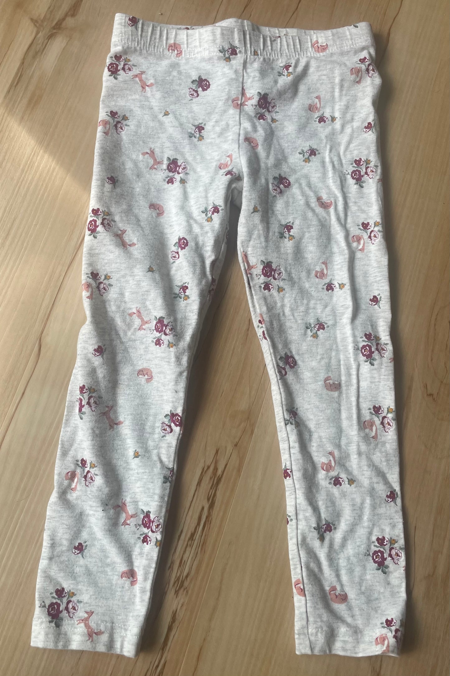 Seller 202 - Carters - fox shirt & leggings outfit - size 5