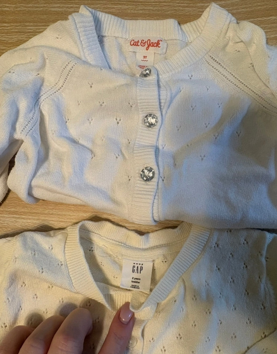 Seller #196 Toddler Girl White/Cream Cardigans size 2T