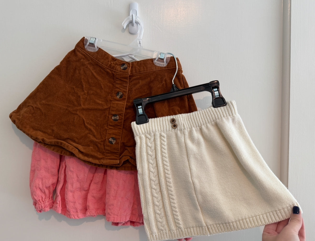 #146 - REDUCED Girls 3T Bundle of 3: Blouse + Skirts
