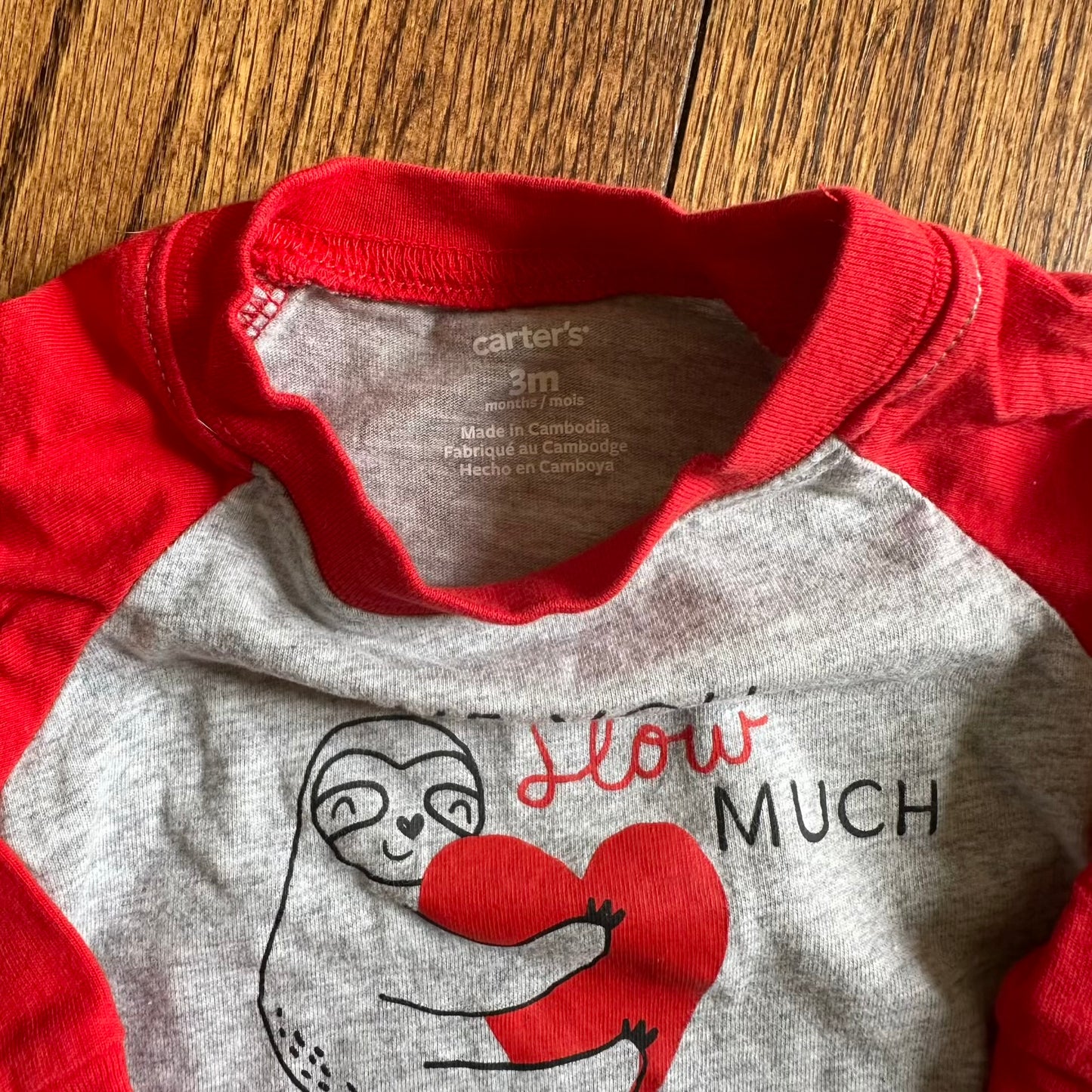 #95 EUC Carters "Love You Slow Much" Sloth Valentines Outfit, size 3 months